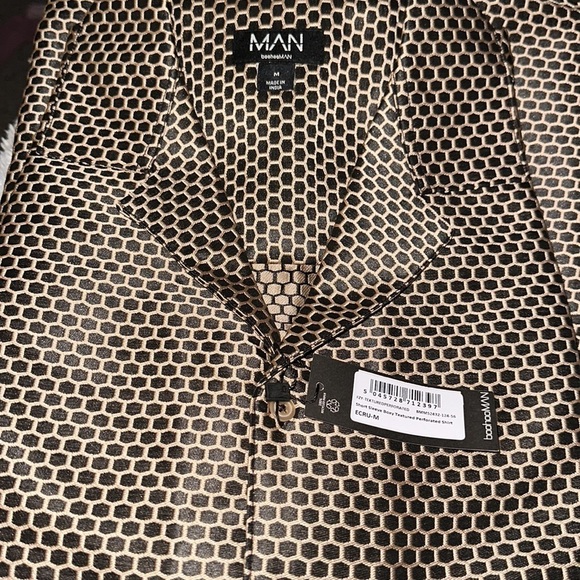 SHORT SLEEVE BOXY TEXTURED PERFORATED SHIRT - Picture 6 of 6